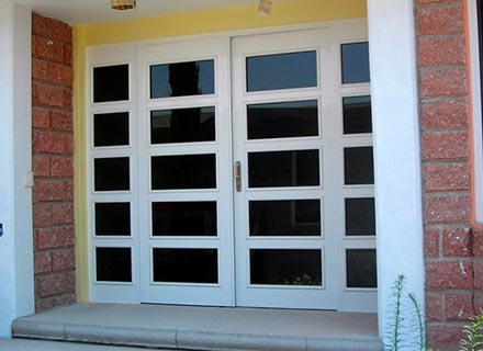 Puertas en aluminio Puertas en aluminio